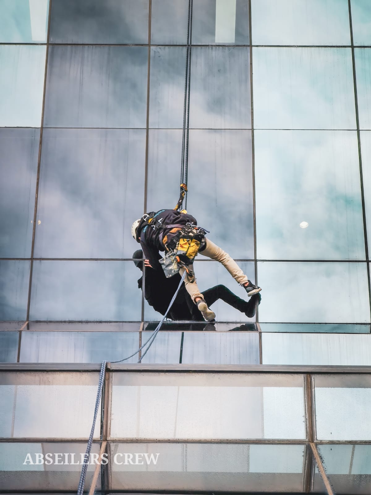 Abseiling Window Cleaning Service